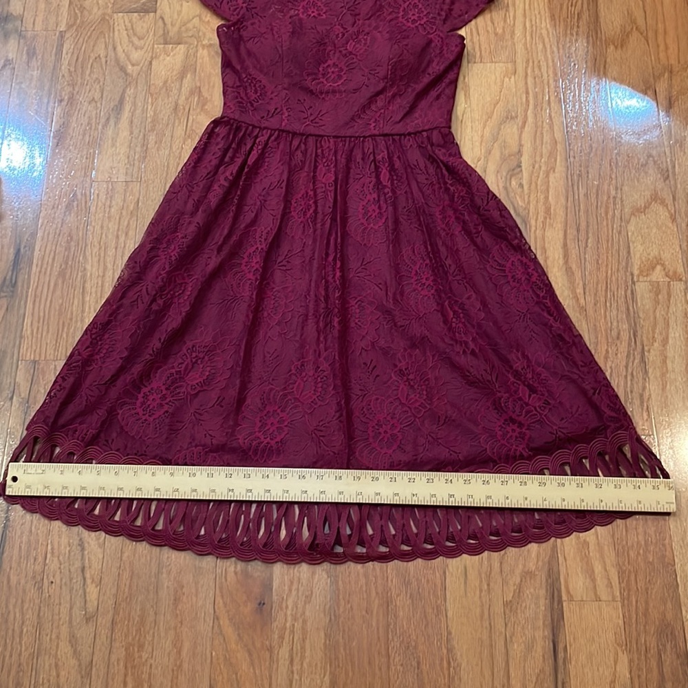Kensie Size 8 Dress lined lace cap sleeve beautiful details Rear Zipper - Picture 12 of 13